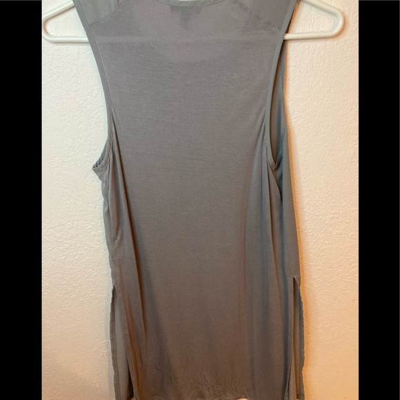 Express tunic size Small - Picture 2 of 5